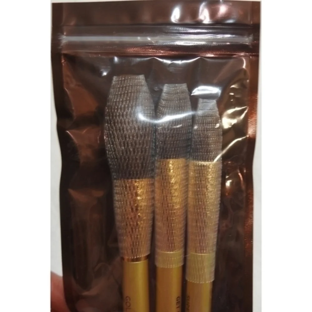 New M.O.T.D.‎ Cosmetics Gold Goddess Brush Set
